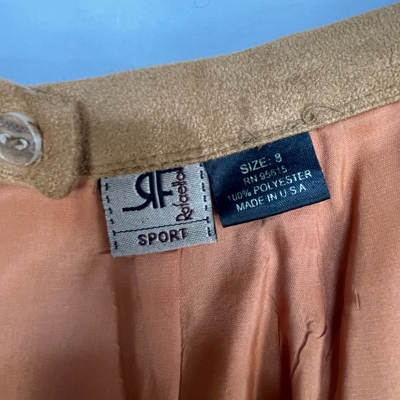 Camel color moleskin skirt - Picture 3 of 3